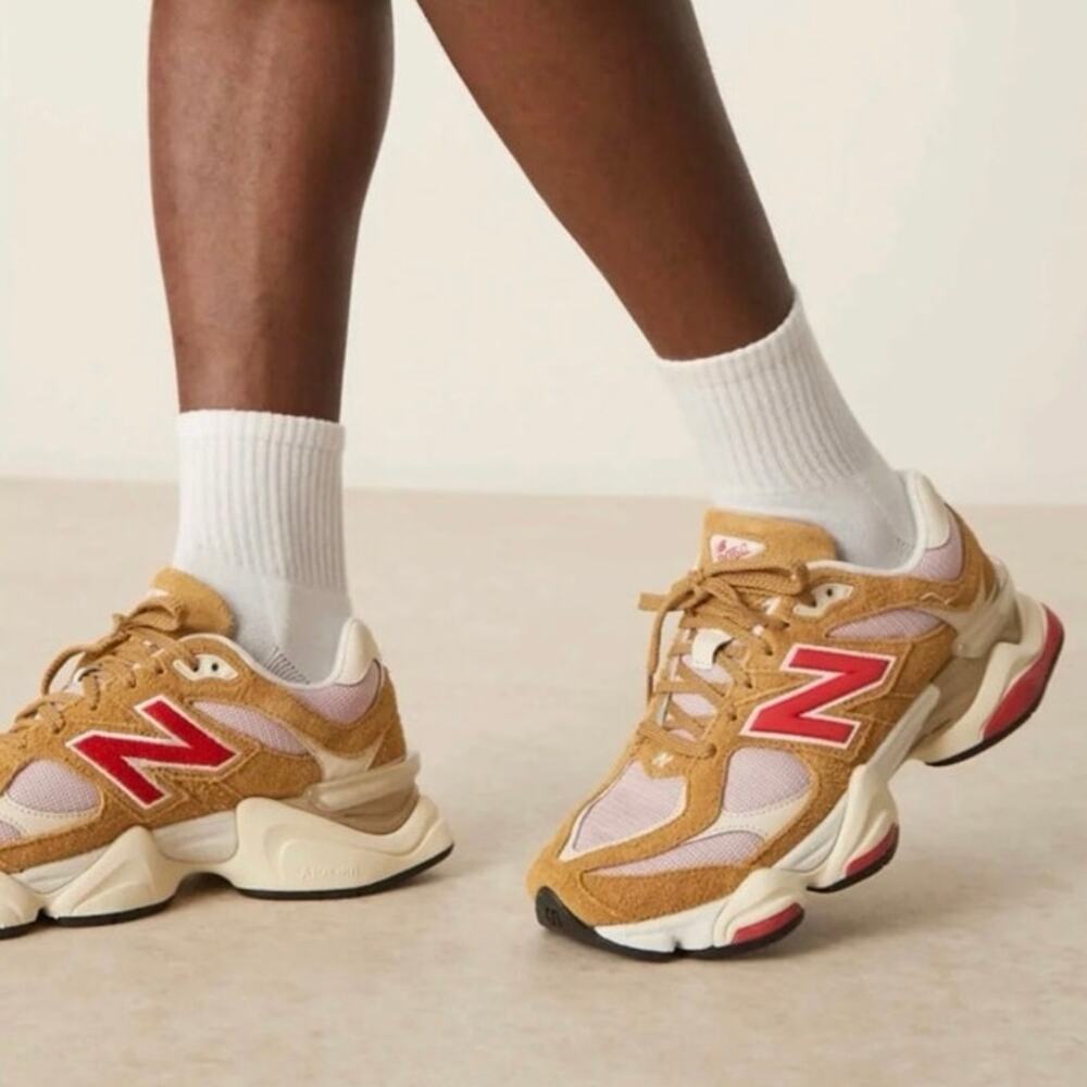 New Balance 9060 ‘Great Plains/True Red Unisex Sneakers- SZ Men 11.5- Women 13 - Picture 2 of 6
